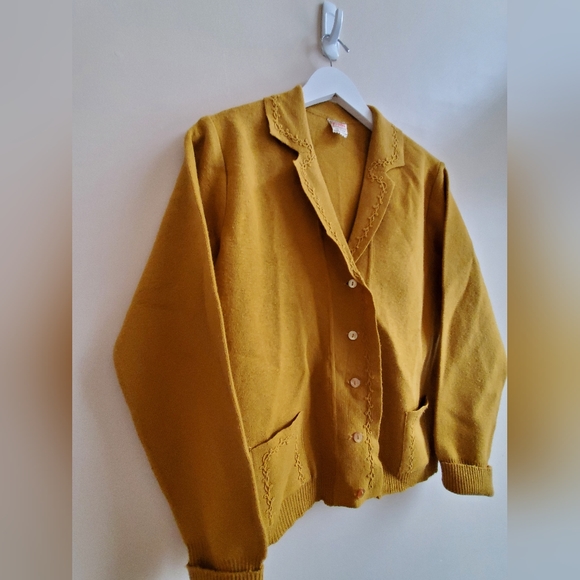 Vintage Tuscany yellow collared sweater cardigan - Picture 3 of 6